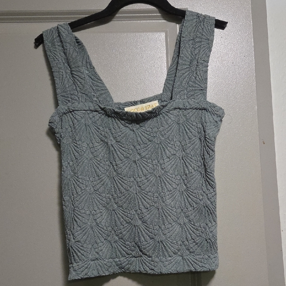 Textured Gray Sleeveless Blouse - Picture 1 of 2